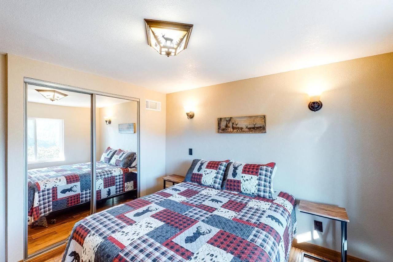 Lake View Magic Crestline Екстериор снимка
